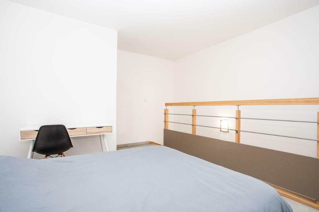 202 - Appartement Duplex Moderne - Jeanne D'Arc, Toulouse Exterior photo